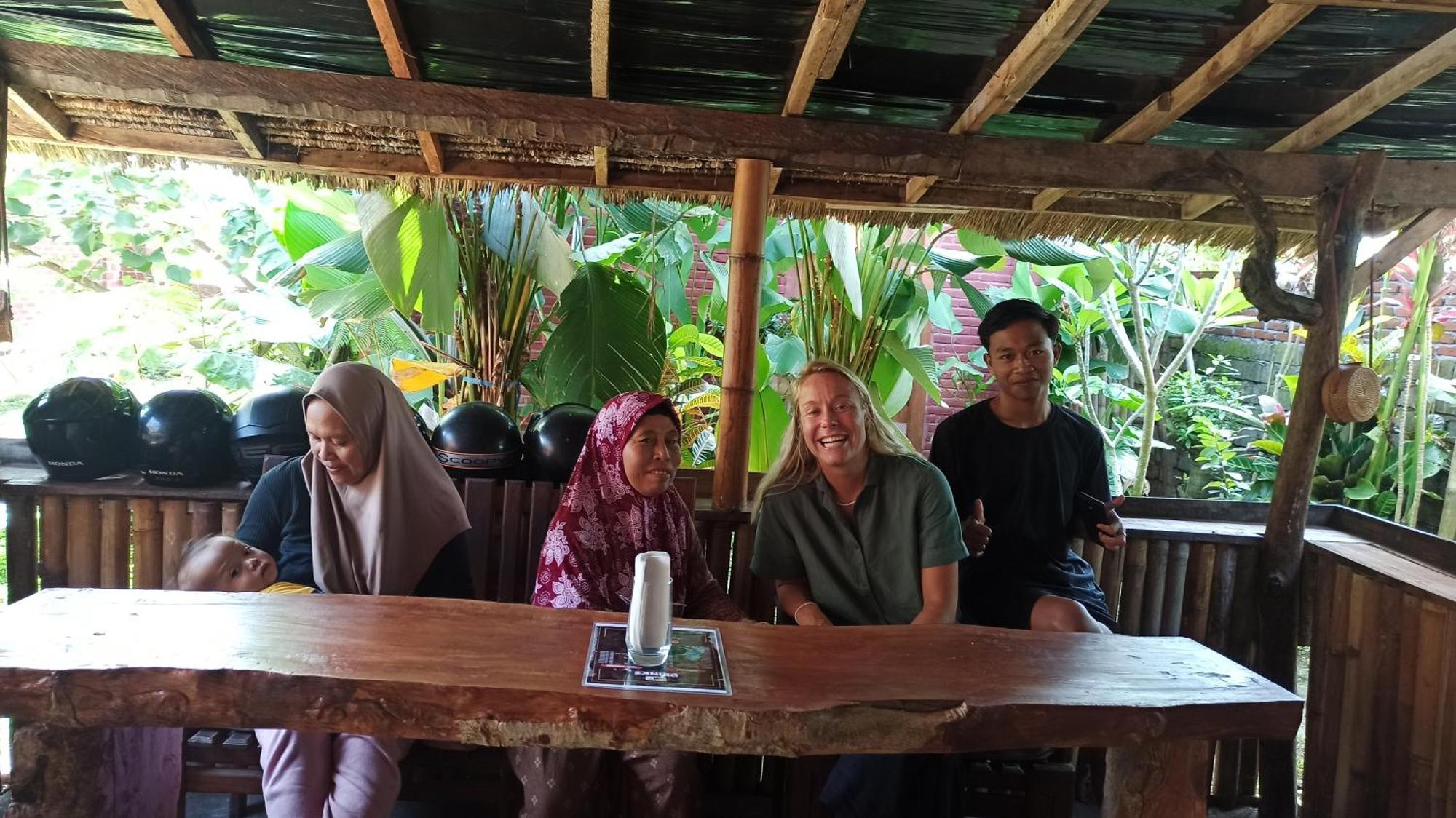 Bunga Maliq Bungalow Lombok Тетебату Стая снимка